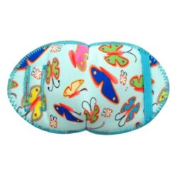 Tyglapp för barn med glasögon. Den är rekommenderad av ortoptister och ögonläkare för klapbehandling. Den är turkos och har motiv av fjärilar. Märket är Kay Fun Patch och den heter Happy Days.