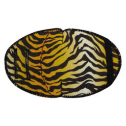 Ögonklapp i tyg med orange och bruna nyanser i tigerstriber från Kay Fun Patch. Designad för barn som vill stärka sin syn. Kan fästas på insidan av glasögon och är perfekt för synträning. Den heter Tiger Stripes.