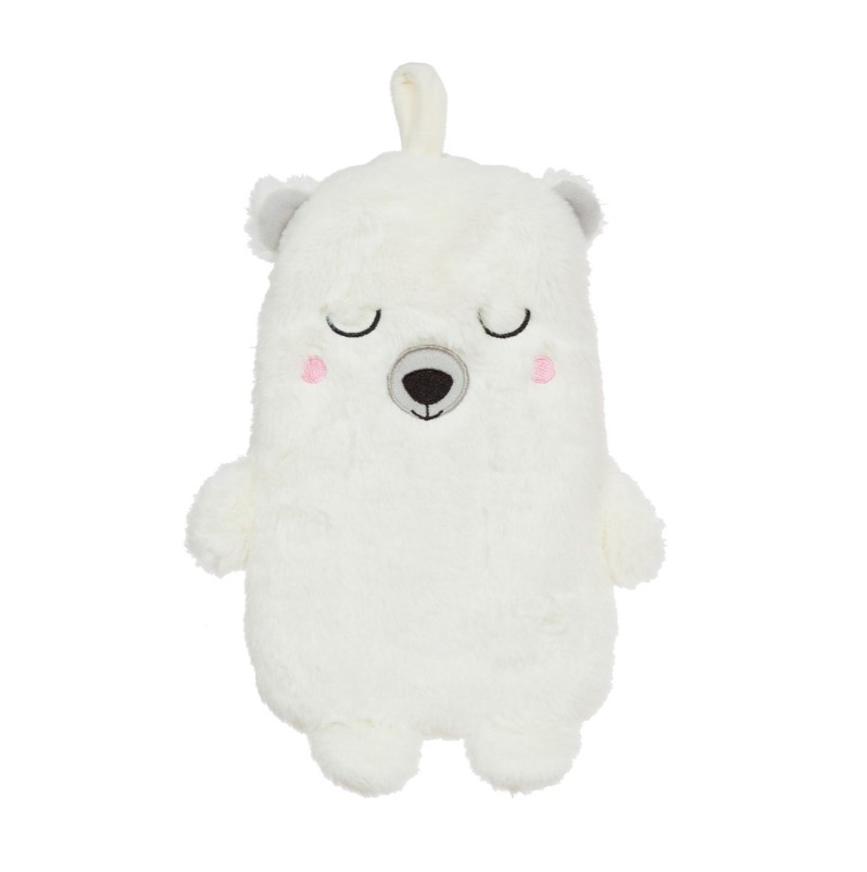 Värmeflaska formad som en mjuk isbjörn med överdrag i polyester och en varmvattenflaska i gummi. Ett miljöbild med två värmeflaskor som ser ut som en pingvin och en isbjörn. Från Sass & Belle.