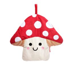Mushroom värmeflaska från Sass & Belle formad som en röd och vit svamp med mjukt överdrag.
