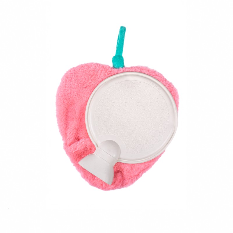 Värmeflaska med en jordgubbe-design från Sass & Belle.